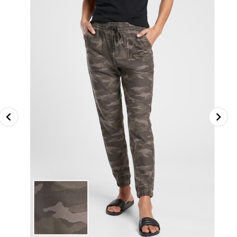 Camo Farallon Joggers by Athleta. BRAND NEW W/ TAGS!